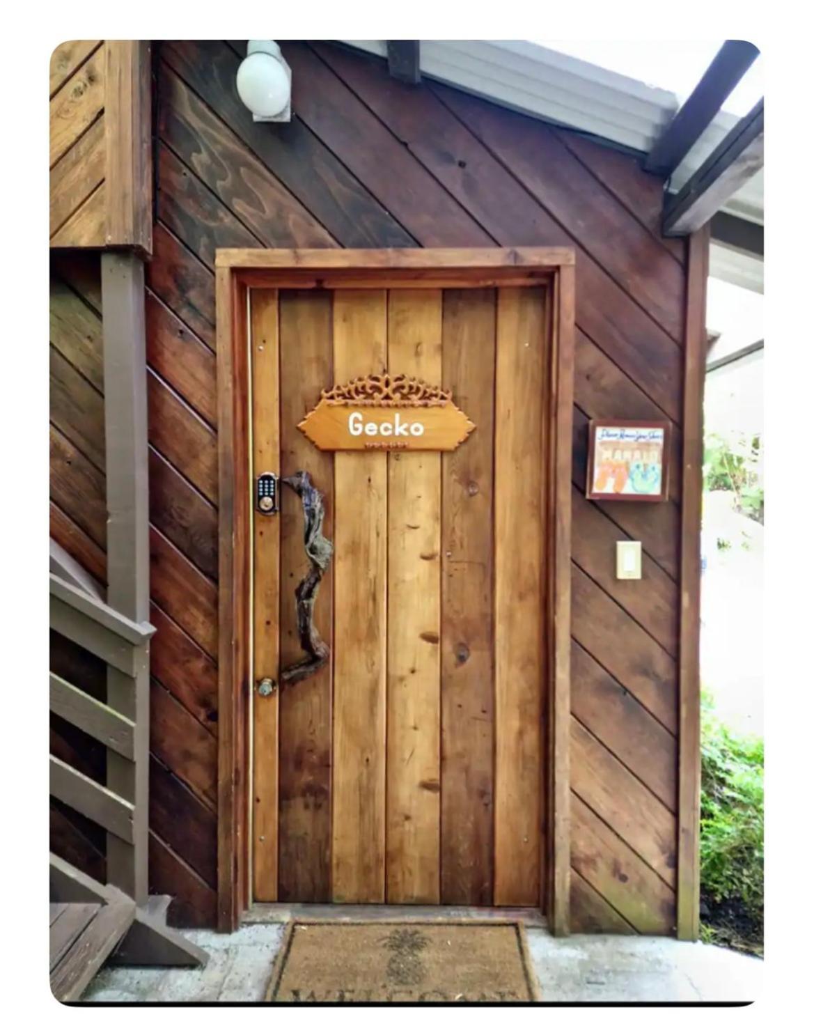 The Pacifica Inn Волкейно Екстериор снимка